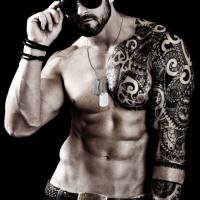 Tetovált srác – Like ha tetszik neked is